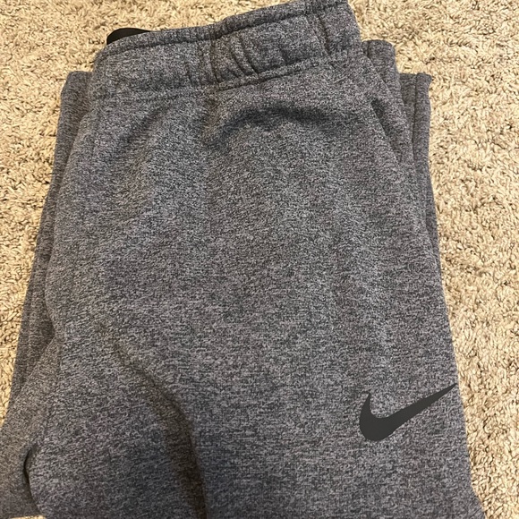 Nike Pants - Nike sweatpants